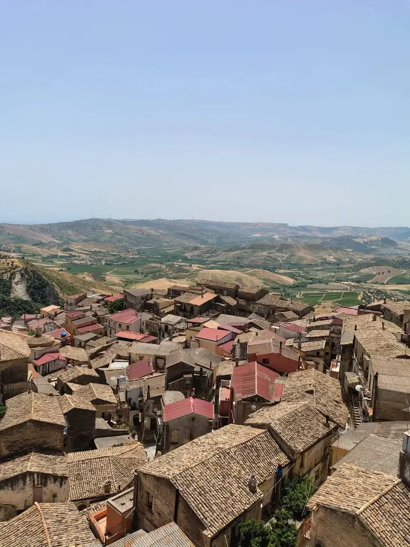 Veduta panoramica di Cirò e del territorio circostante